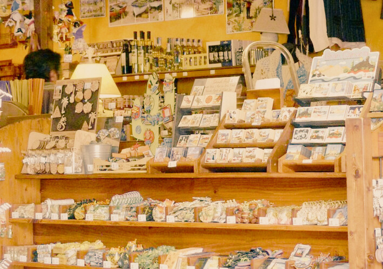 - Esencias de Valleseco